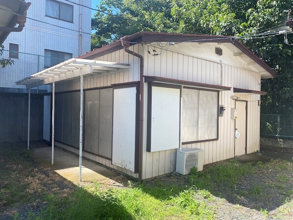 小屋松貸家3号棟の物件外観写真